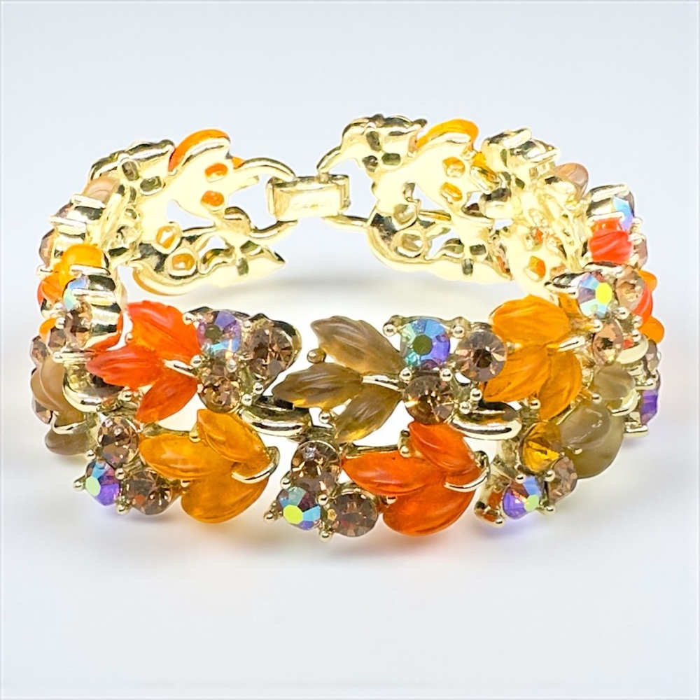 Vintage Hallmarked Lisner Fall Colored Acrylic Leaves & Rhinestone Bracelet - Picture 5 of 12